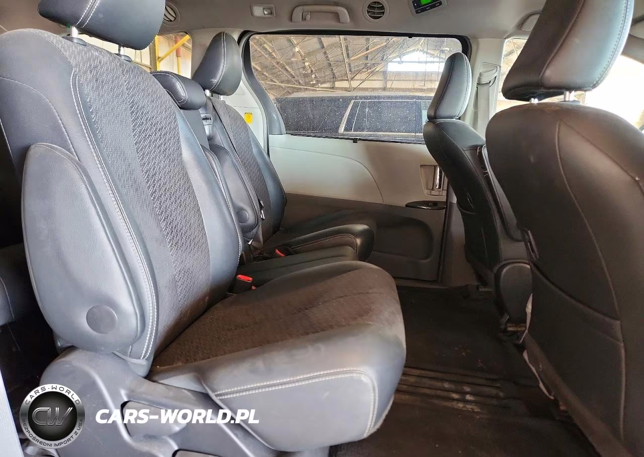 2013 Toyota Sienna Sport VIN:5TDXK3DC0DS331775 - 11