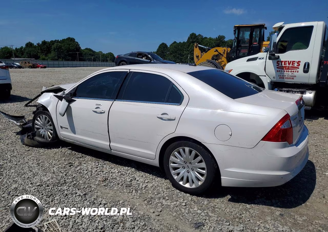 2010 Ford Fusion Hybrid VIN:3FADP0L3XAR332084 - 2