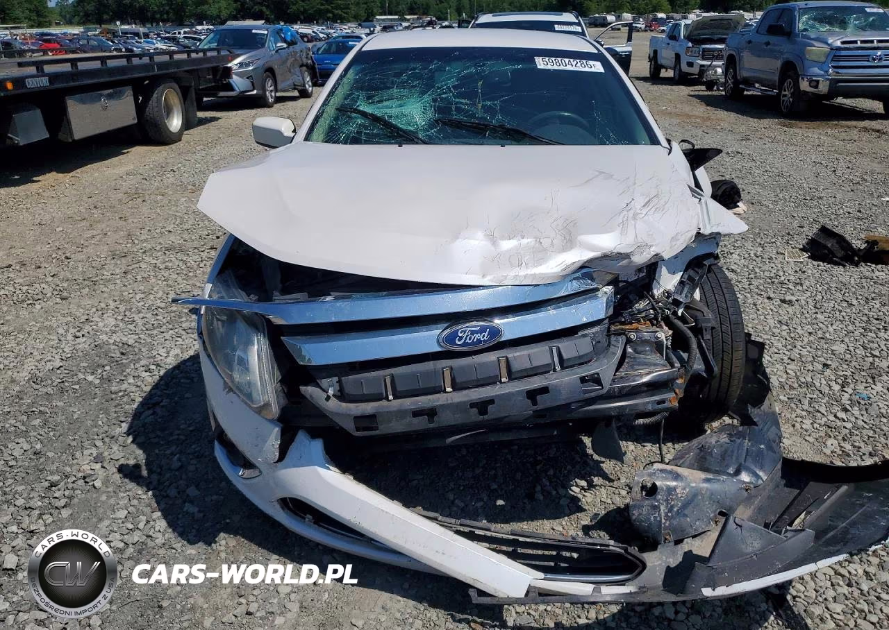 2010 Ford Fusion Hybrid VIN:3FADP0L3XAR332084 - 5