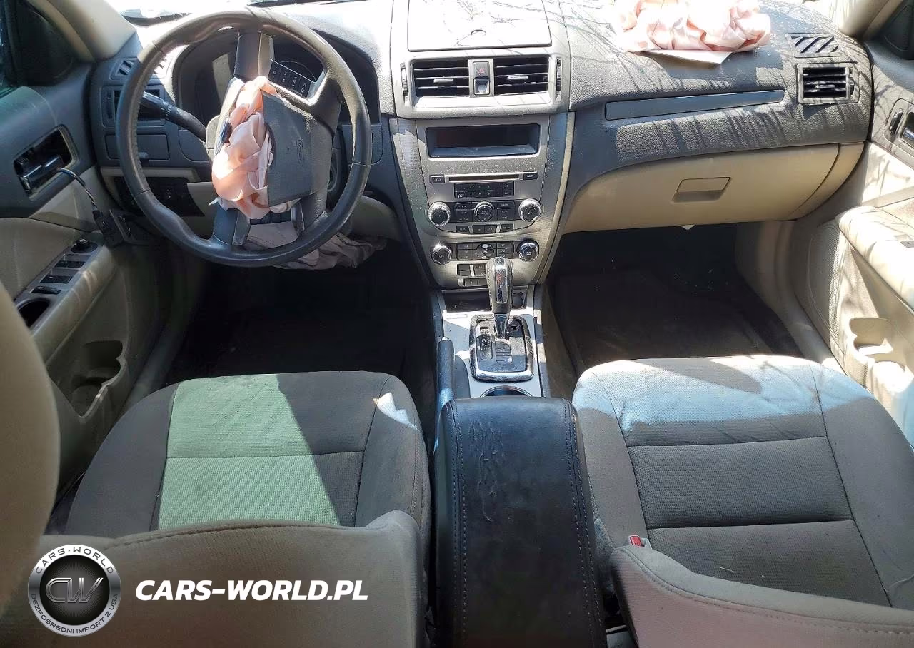 2010 Ford Fusion Hybrid VIN:3FADP0L3XAR332084 - 8