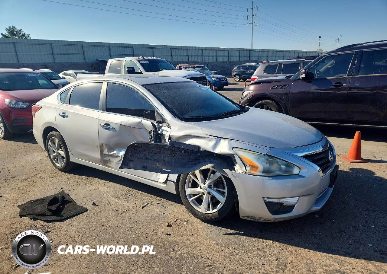 2013 Nissan Altima 2.5 VIN:1N4AL3AP8DN476522 - 4