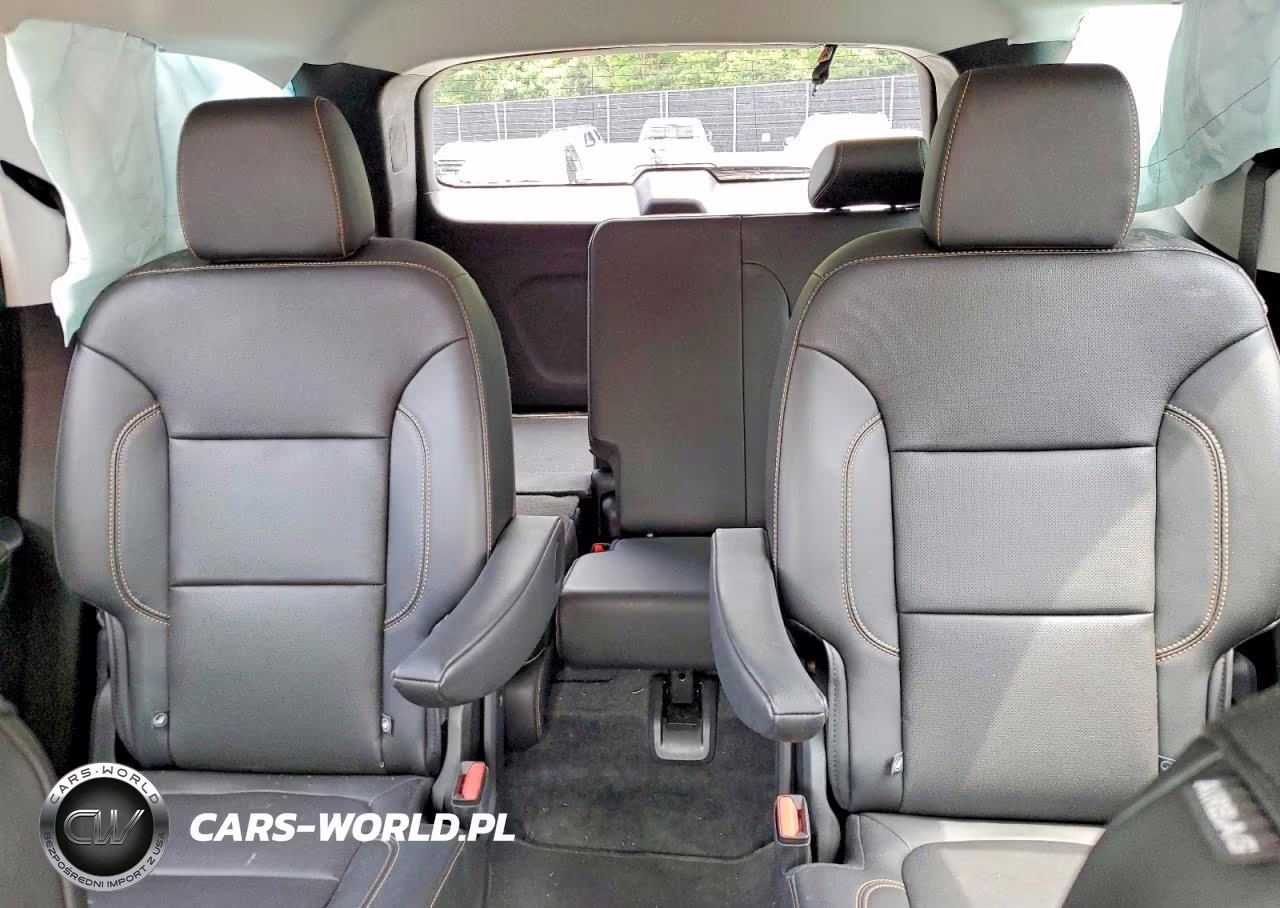 2019 Chevrolet Traverse Premier VIN:1GNEVKKW6KJ300795 - 10
