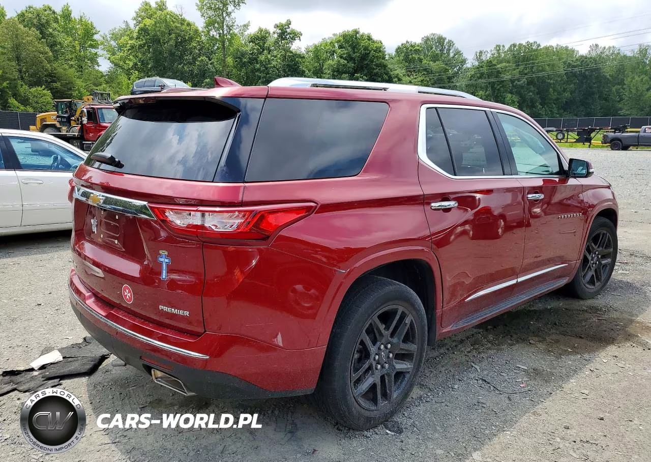 2019 Chevrolet Traverse Premier VIN:1GNEVKKW6KJ300795 - 3