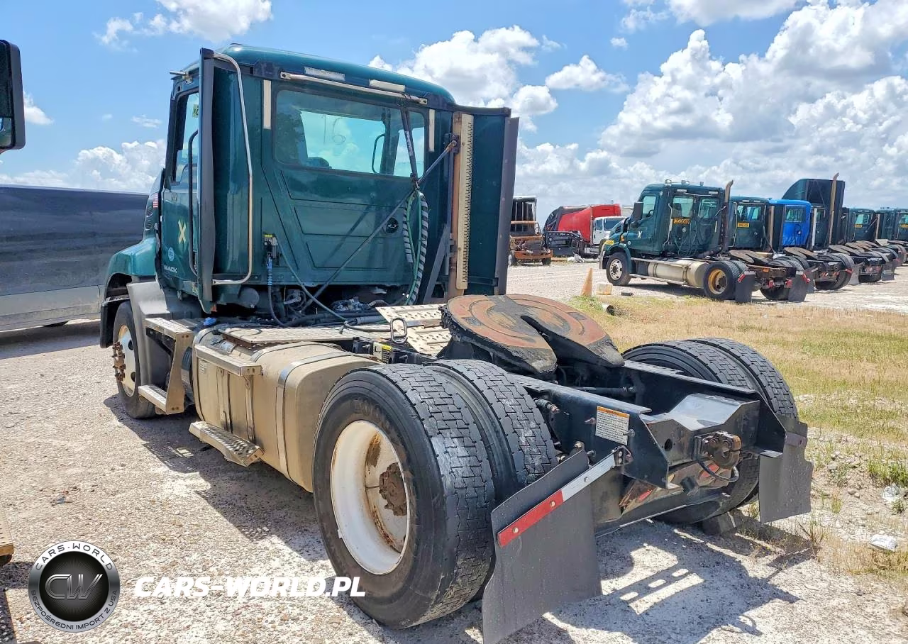 2016 Mack 600 Cxu600 VIN:1M1AW01X5GM008550 - 2