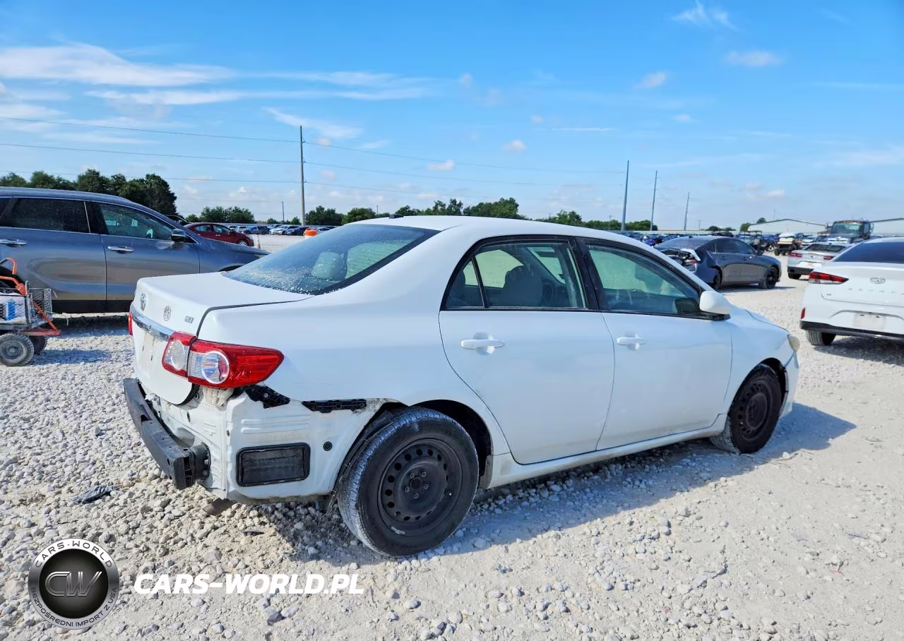 2011 Toyota Corolla Le VIN:JTDBU4EE1B9154725 - 3