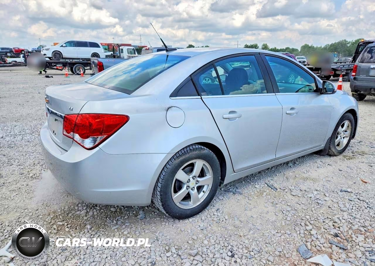 2013 Chevrolet Cruze Lt VIN:1G1PC5SB8D7106719 - 3