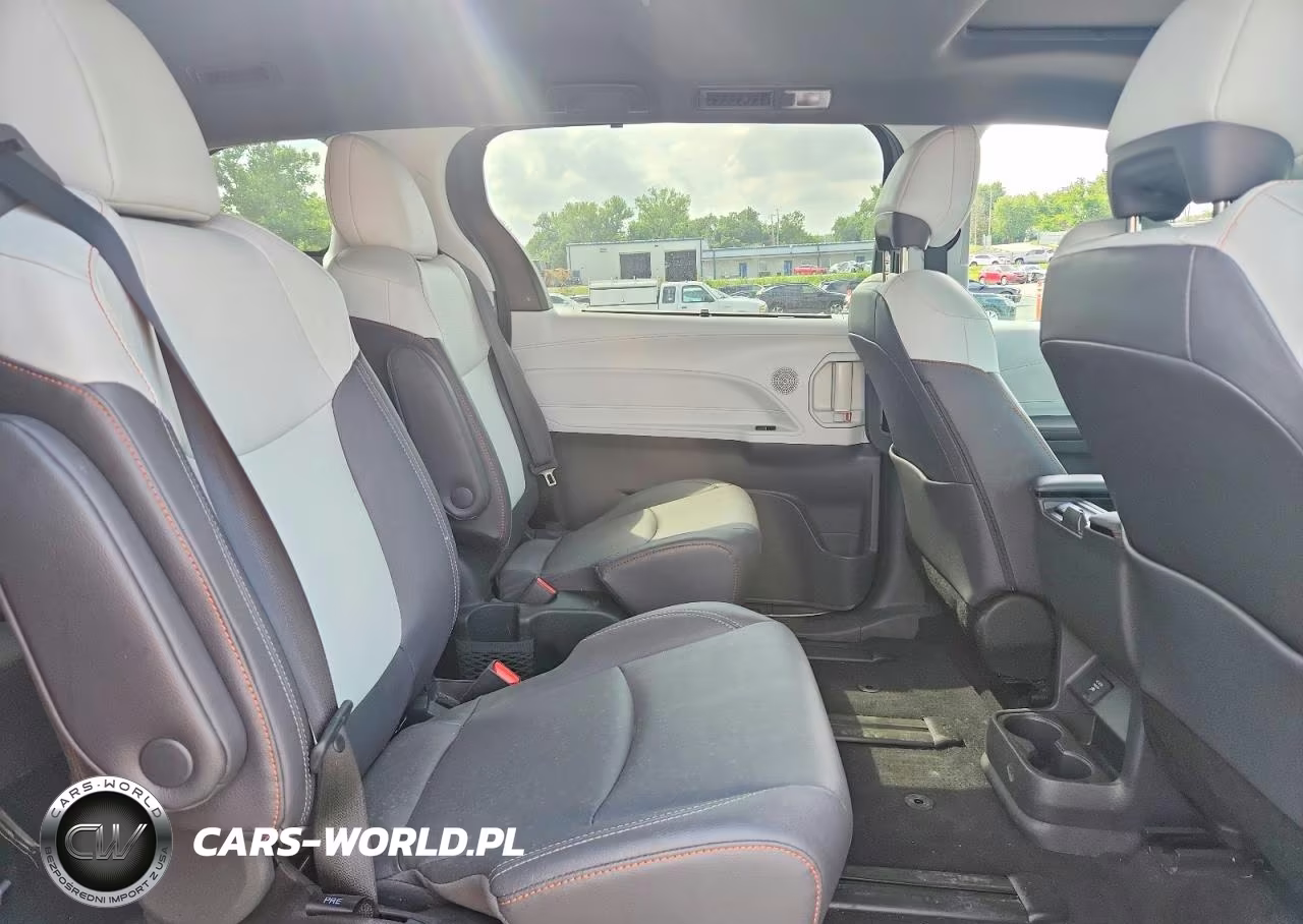 2023 Toyota Sienna Xse VIN:5TDDRKEC8PS159152 - 11