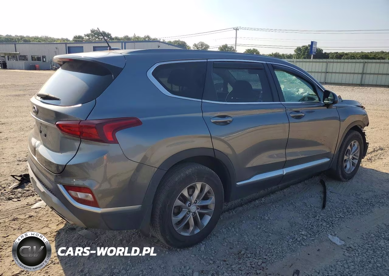 2019 Hyundai Santa Fe VIN:5NMS23AD1KH119734 - 3