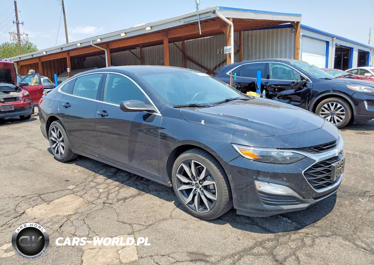 2024 Chevrolet Malibu Rs VIN:1G1ZG5STXRF193946 - 4
