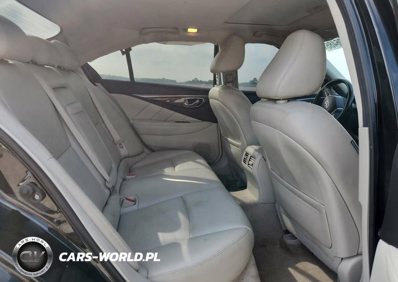 2019 Infiniti Q50 3.0T Luxe VIN:JN1EV7AR5KM554484 - 10