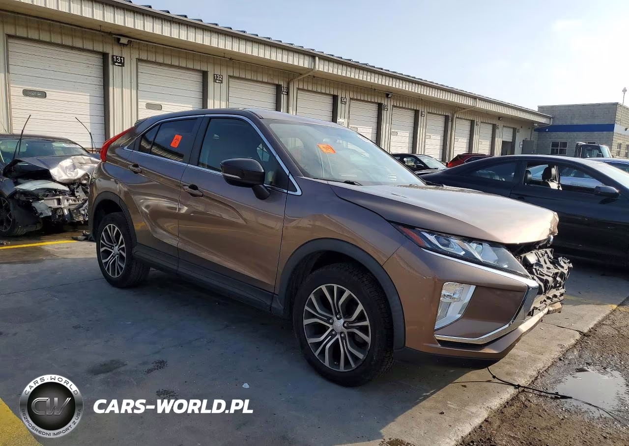 2018 Mitsubishi Eclipse Cross Le VIN:JA4AT4AA6JZ043582 - 4