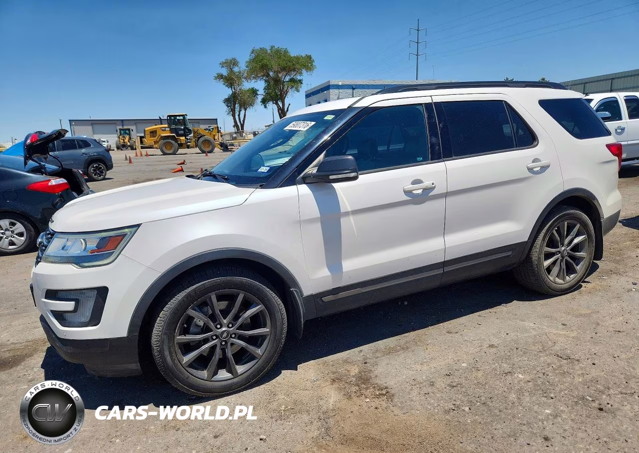 2017 Ford Explorer Xlt – zdjęcie 1 z 13