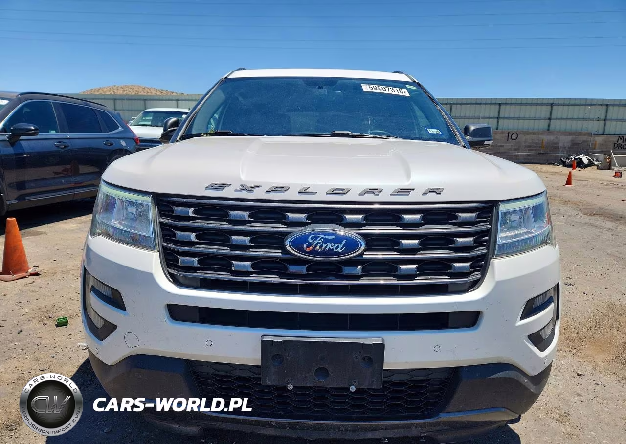 2017 Ford Explorer Xlt VIN:1FM5K8DH6HGE37126 - 5