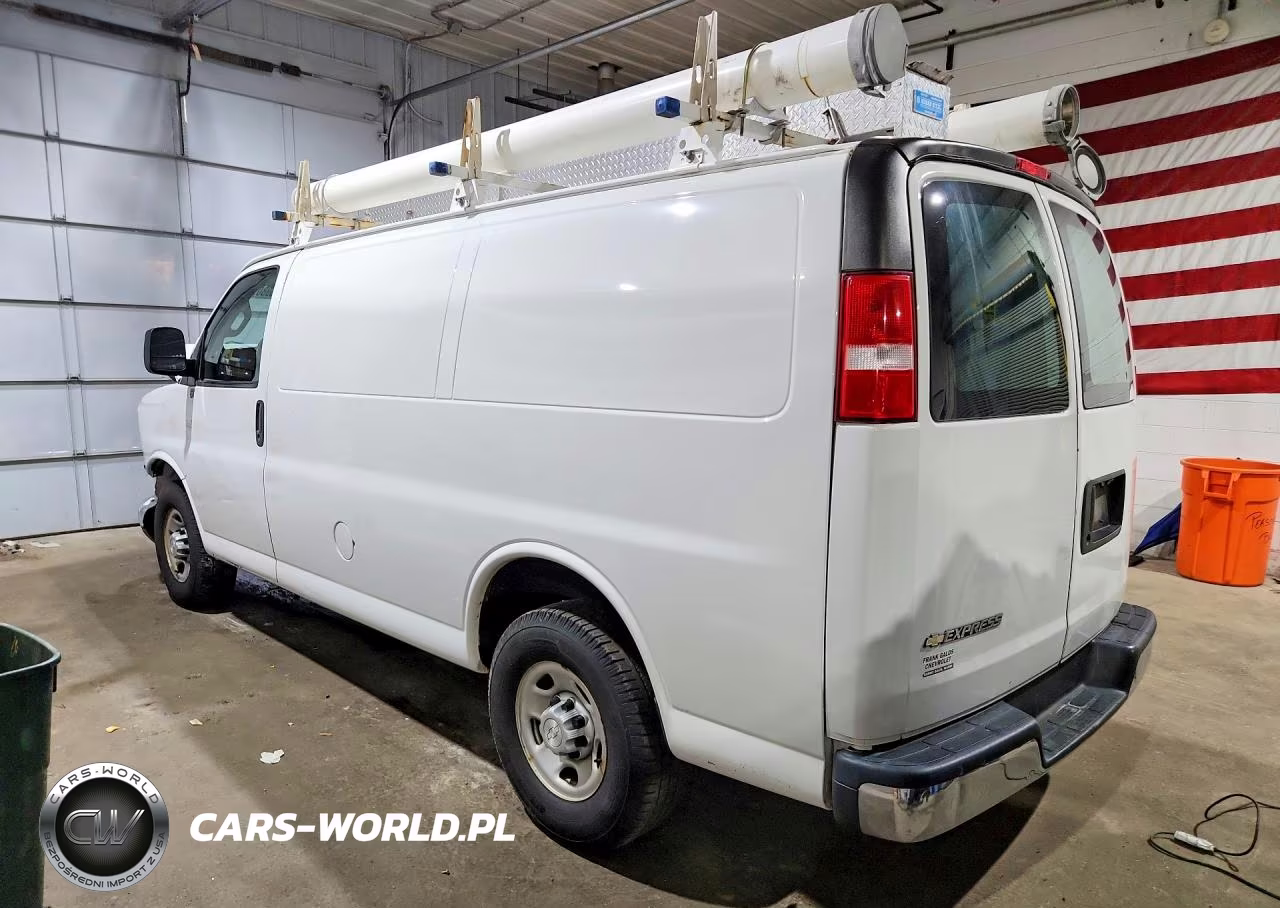 2017 Chevrolet Express G2500 VIN:1GCWGAFF0H1339015 - 2