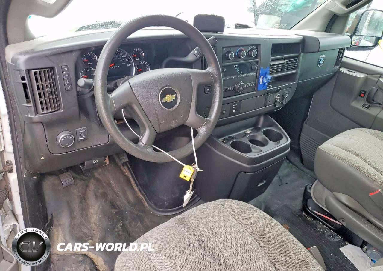 2017 Chevrolet Express G2500 VIN:1GCWGAFF0H1339015 - 8