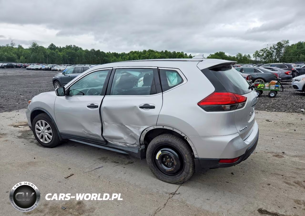 2017 Nissan Rogue S VIN:JN8AT2MV2HW252326 - 2