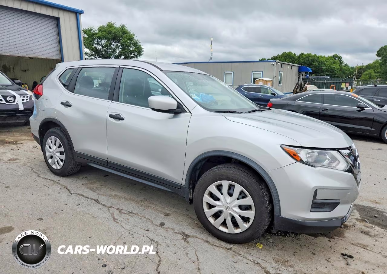 2017 Nissan Rogue S VIN:JN8AT2MV2HW252326 - 4