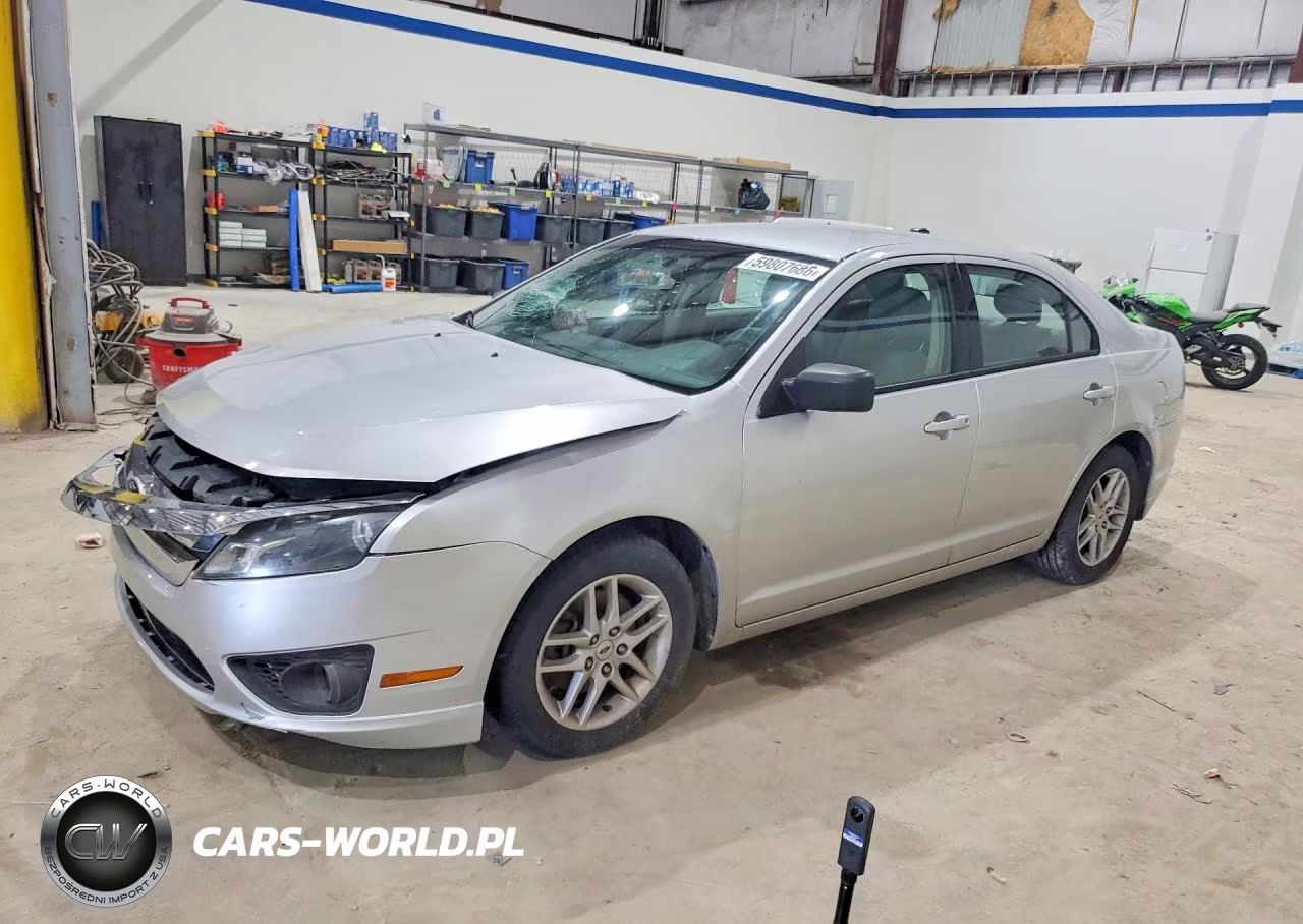 2011 Ford Fusion S