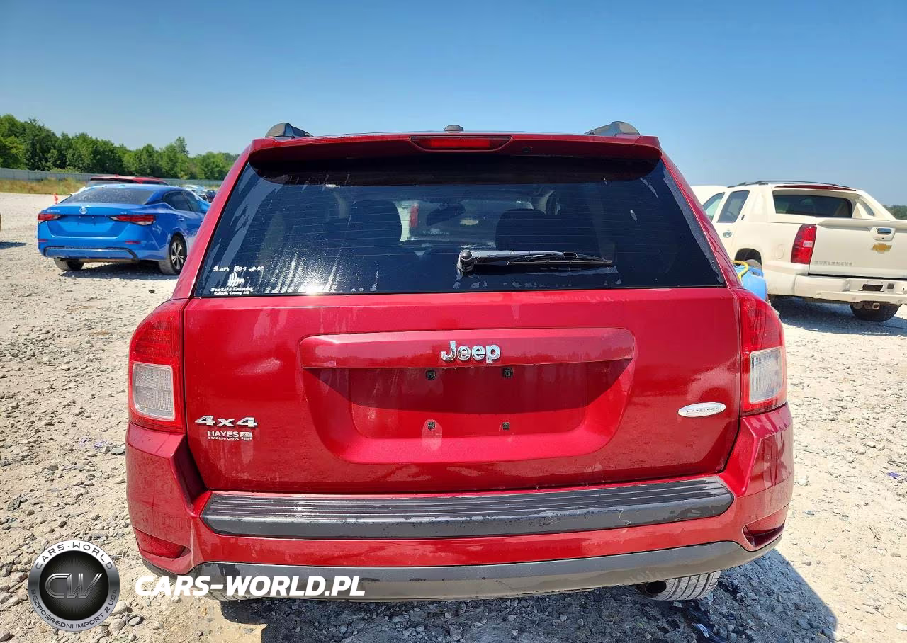 2013 Jeep Compass Latitude VIN:1C4NJDEBXDD189940 - 6