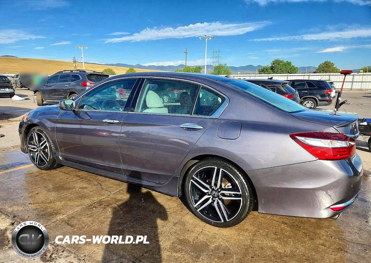 2016 Honda Accord Touring VIN:1HGCR3F97GA029446 - 2