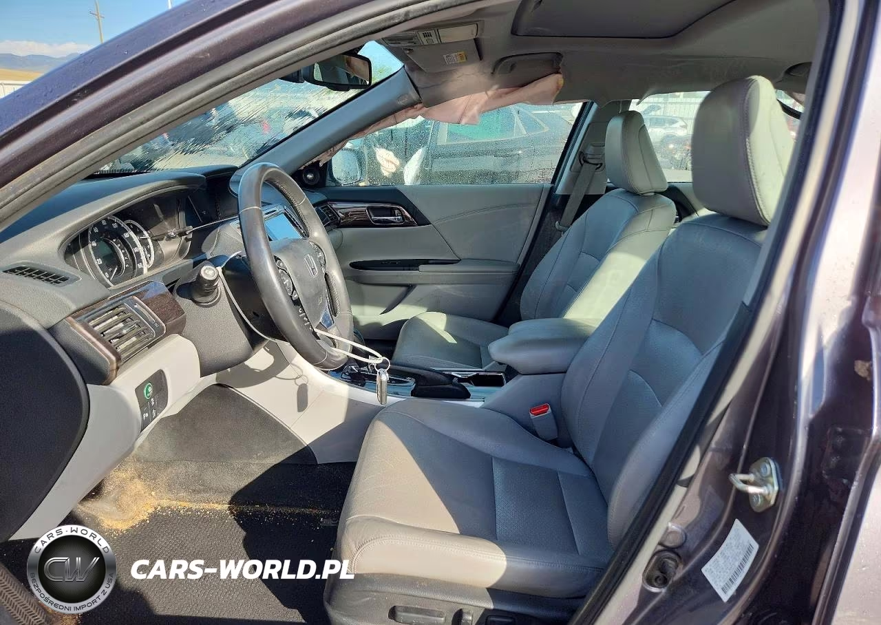 2016 Honda Accord Touring VIN:1HGCR3F97GA029446 - 7