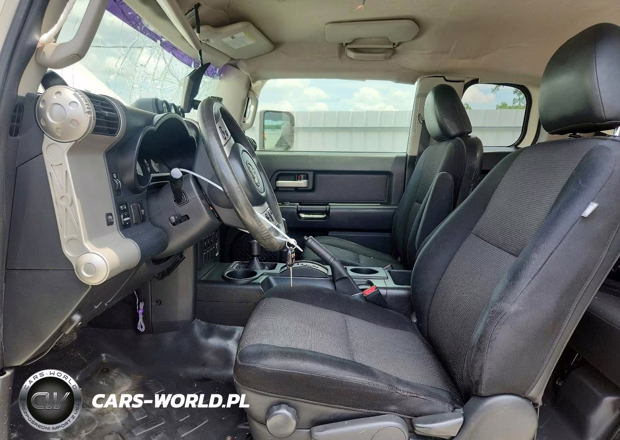 2011 Toyota Fj Cruiser Base VIN:JTEBU4BF9BK103183 - 7