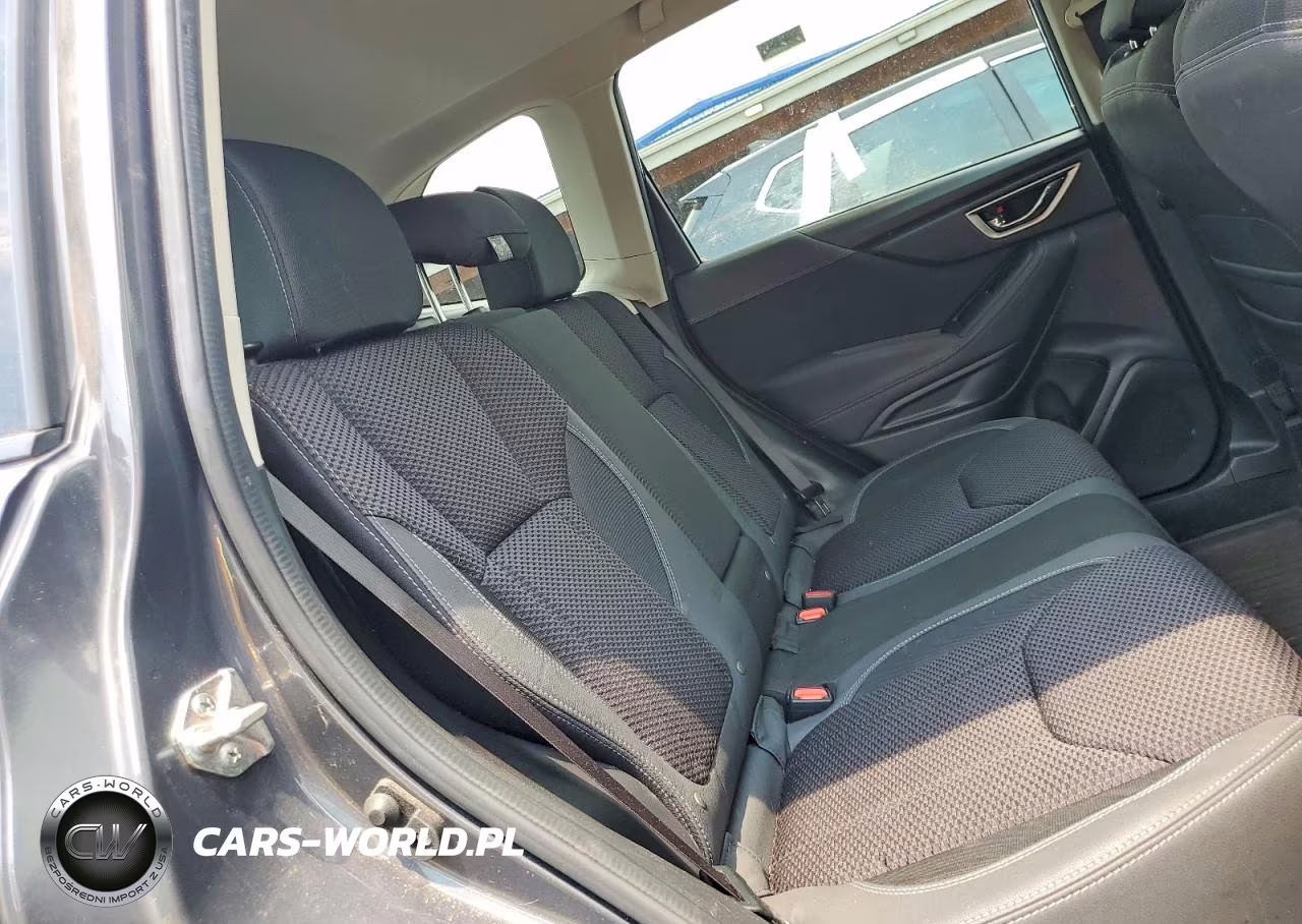 2021 Subaru Forester Premium VIN:JF2SKAJCXMH587060 - 11