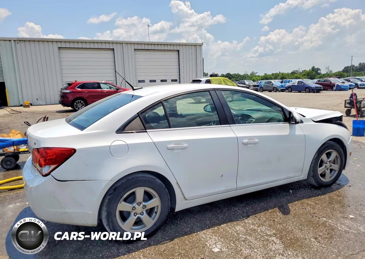 2014 Chevrolet Cruze Lt VIN:1G1PC5SB7E7439608 - 3