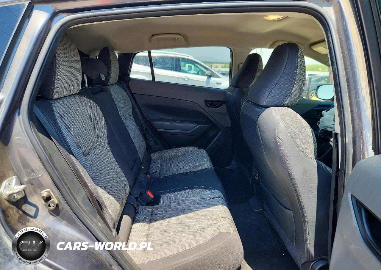 2024 Subaru Crosstrek Premium VIN:JF2GUADC5RH226550 - 11