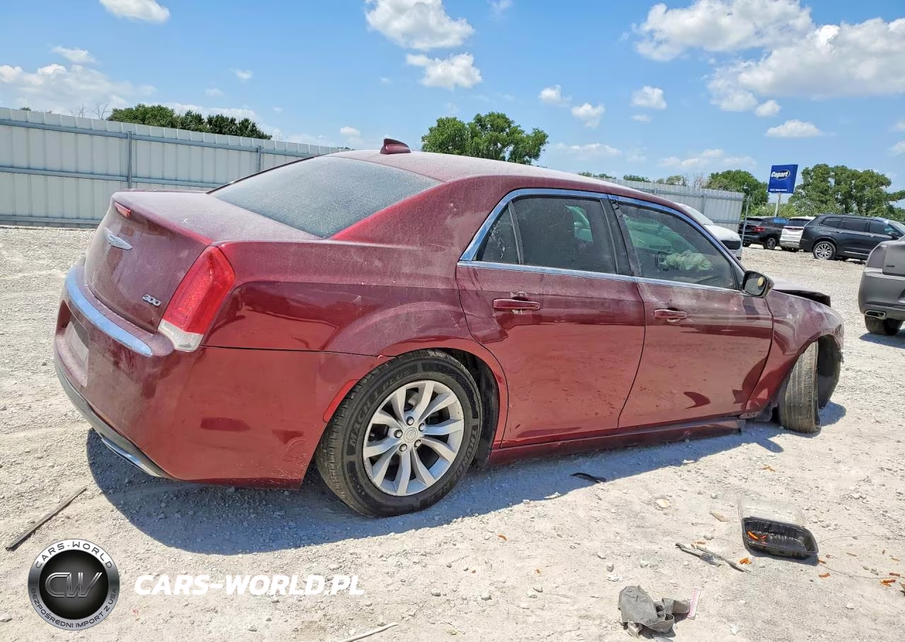 2016 Chrysler 300 Limited VIN:2C3CCAAG1GH238665 - 3