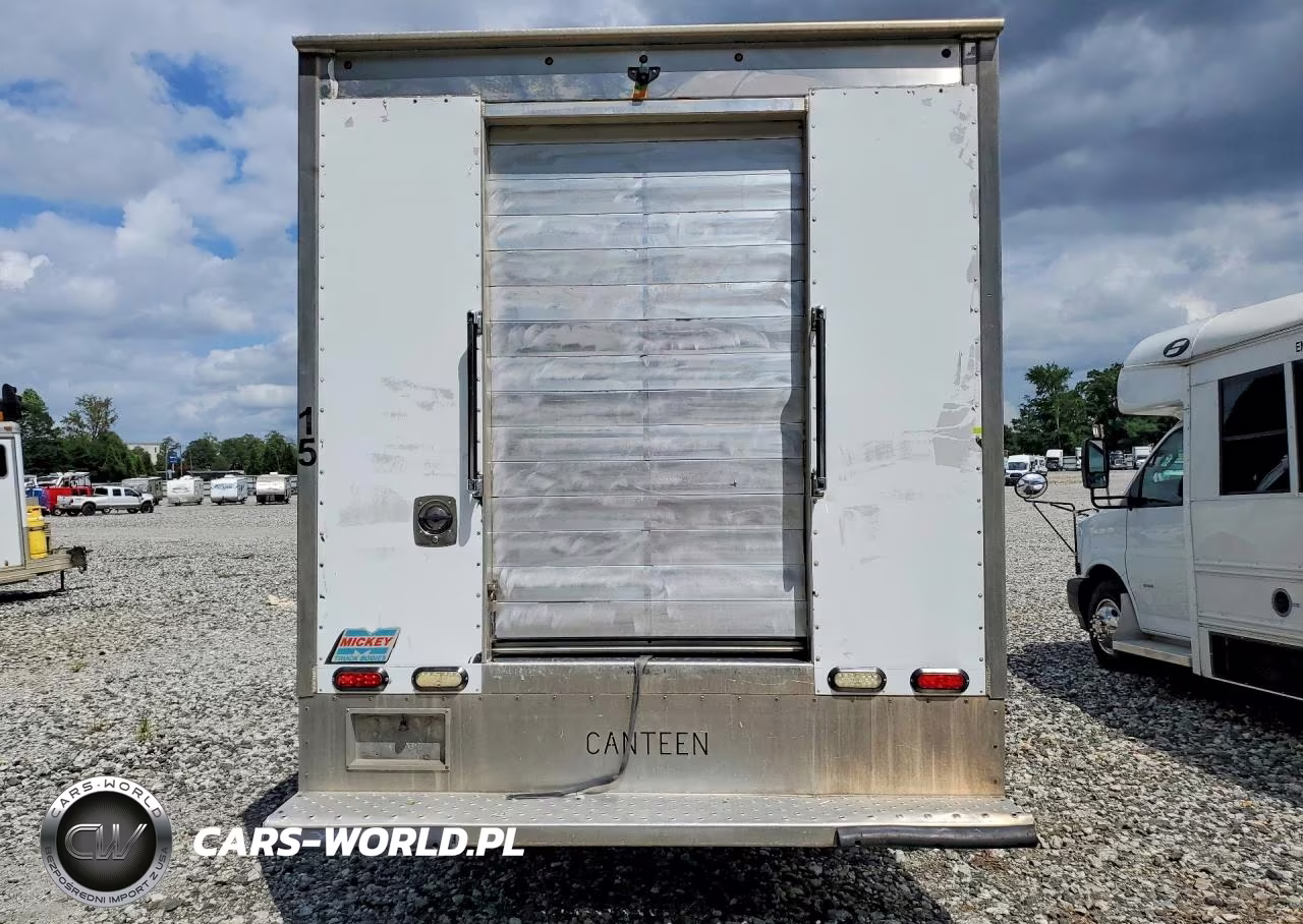 2016 Chevrolet Express Refrigerated Box Truck VIN:1GB6GUCG0G1149703 - 6