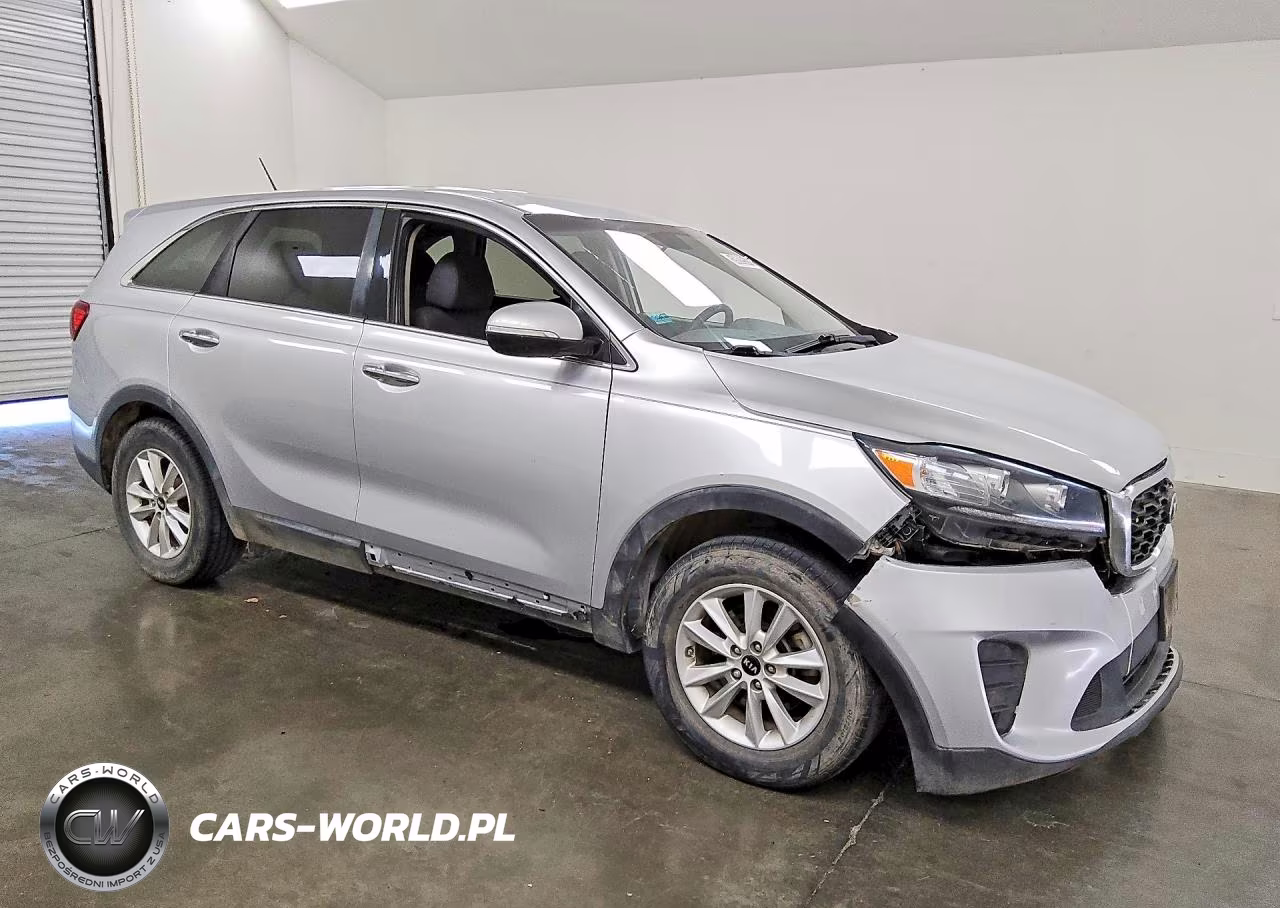 2019 Kia Sorento L VIN:5XYPG4A30KG466938 - 4
