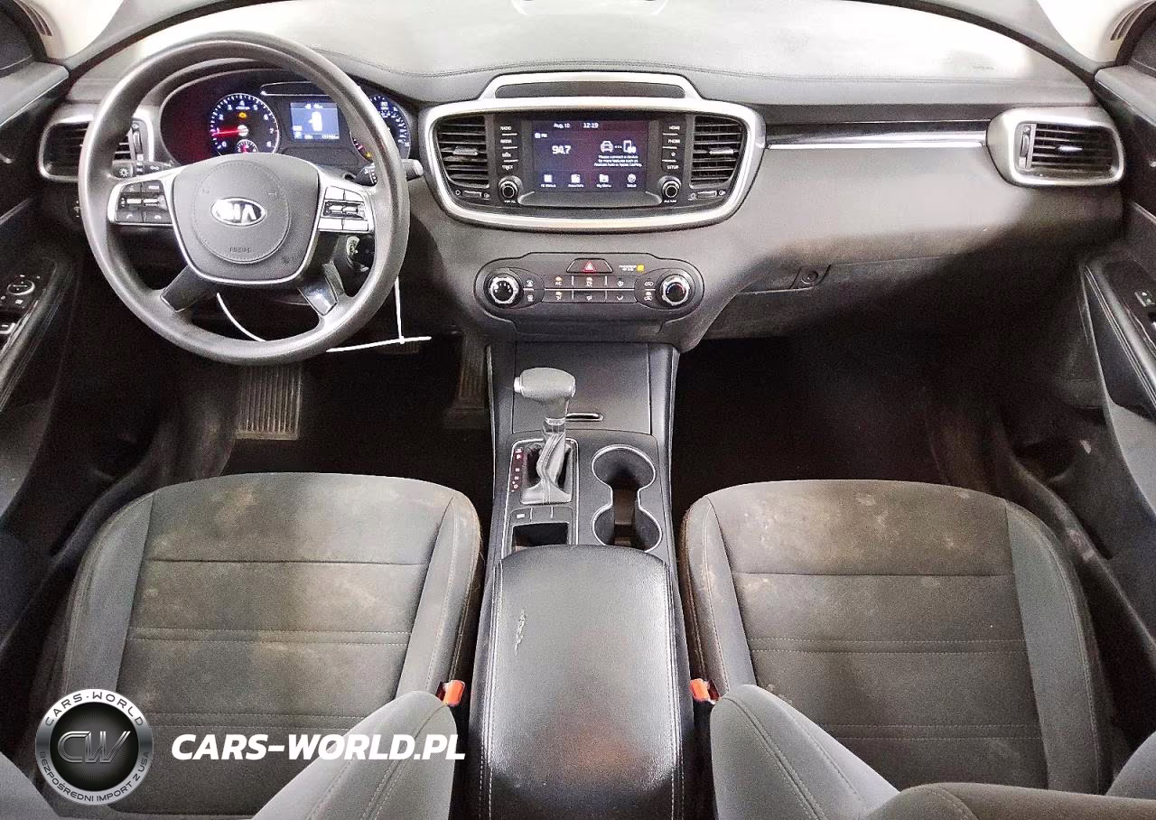 2019 Kia Sorento L VIN:5XYPG4A30KG466938 - 8