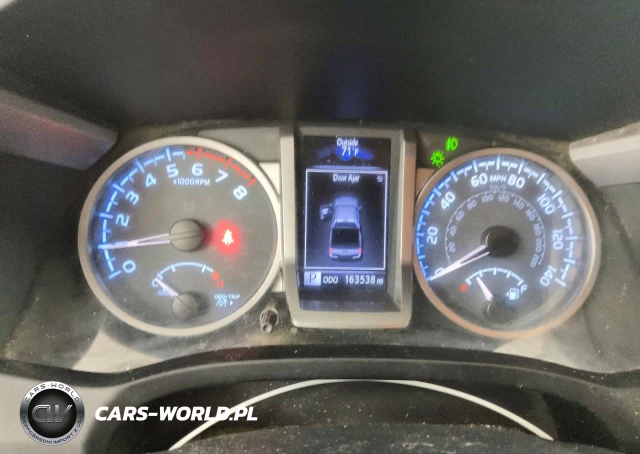 2018 Toyota Tacoma Sr5 VIN:5TFAX5GN4JX129124 - 9