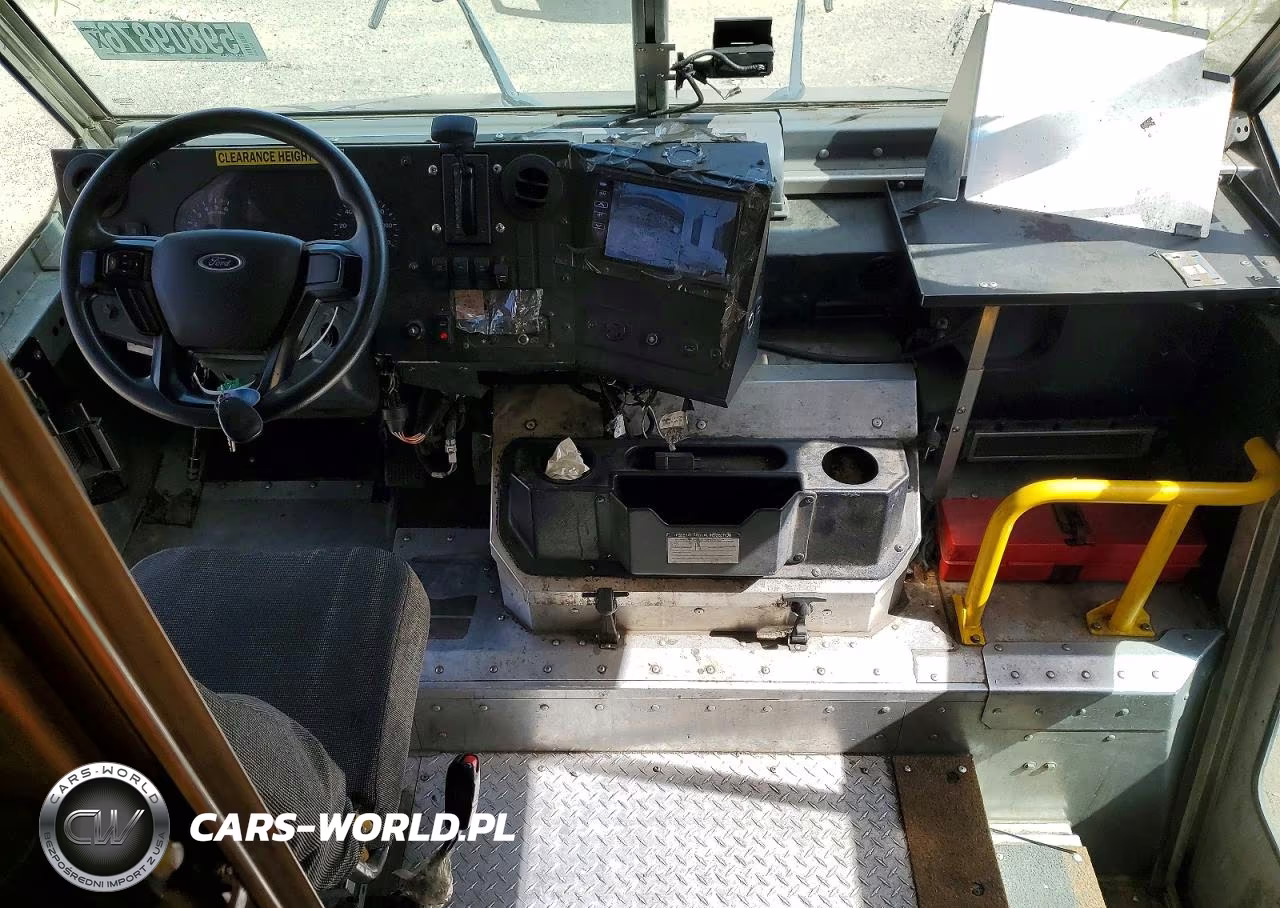 2020 Ford F59 Delivery Truck VIN:1F65F5KN0L0A05040 - 8
