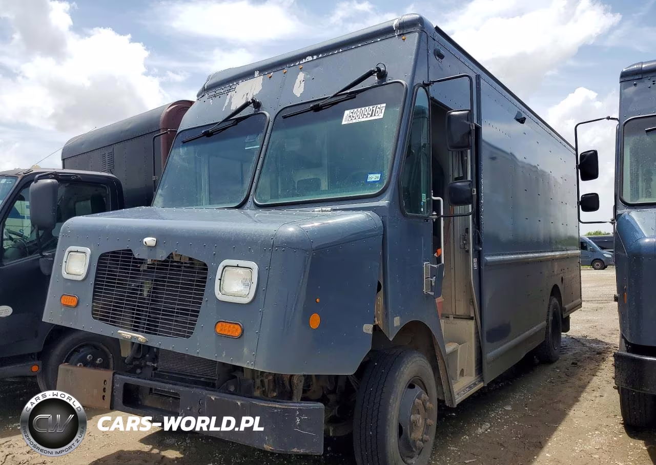 2020 Freightliner Mt45G Chassis Delivery Truck