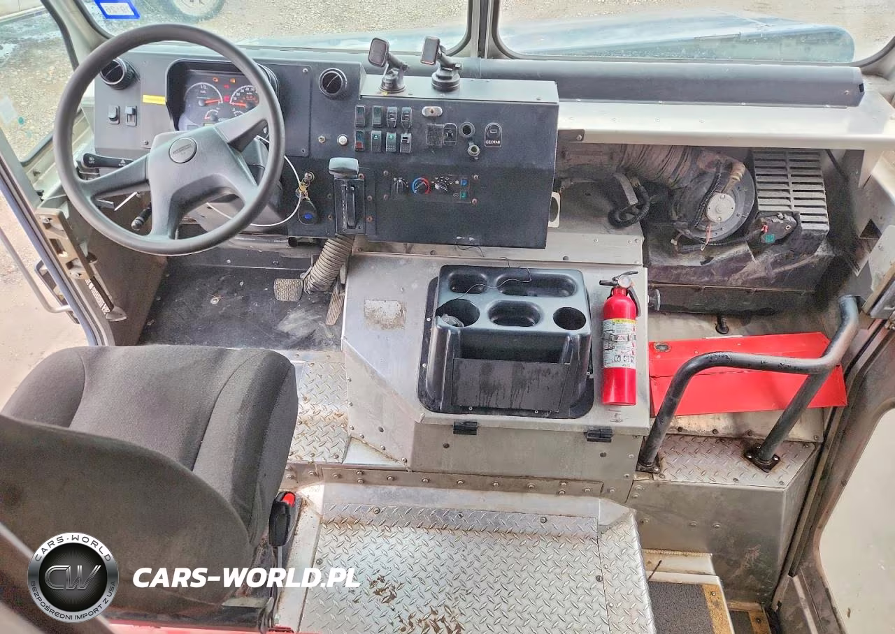 2020 Freightliner Mt45G Chassis Delivery Truck VIN:4UZAC2EAXLCMK0050 - 8