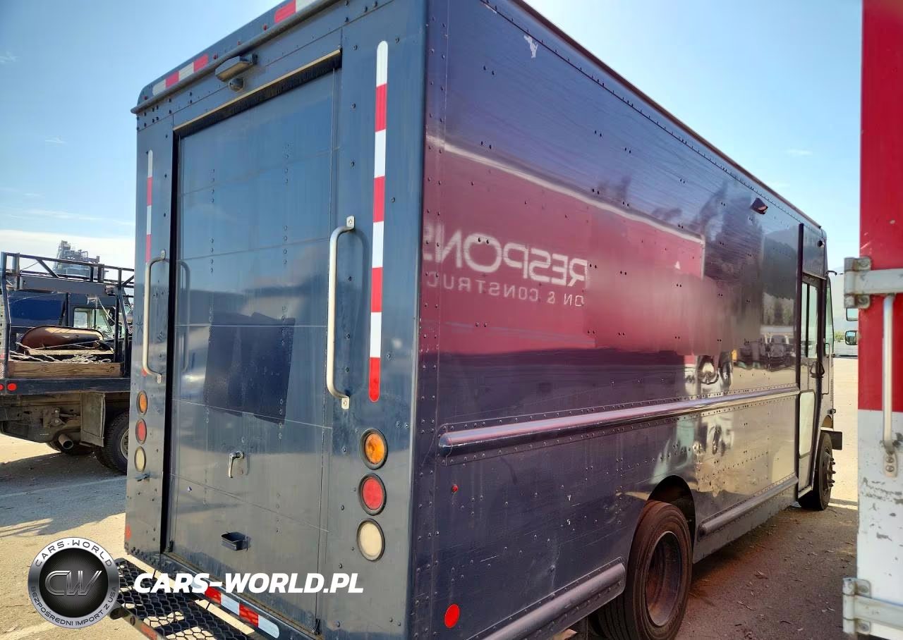 2020 Freightliner Mt45G Chassis Delivery Truck VIN:4UZAC2EA1LCMK0065 - 3