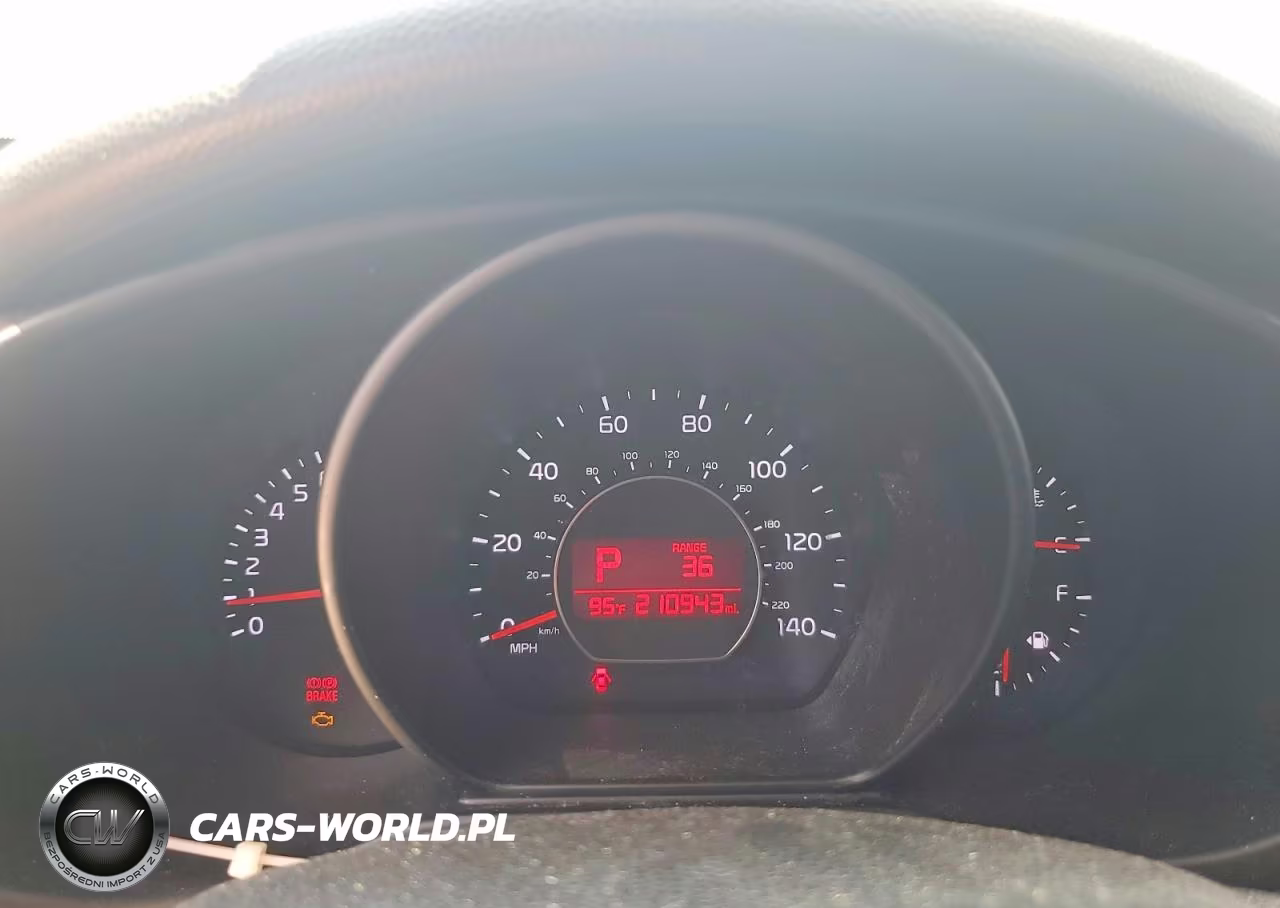 2016 Kia Soul + VIN:KNDJP3A59G7298075 - 9