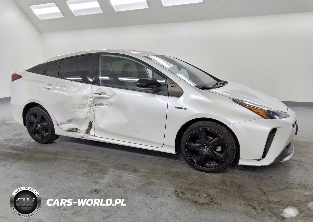 2021 Toyota Prius 2020 Edition VIN:JTDKAMFU1M3128730 - 4