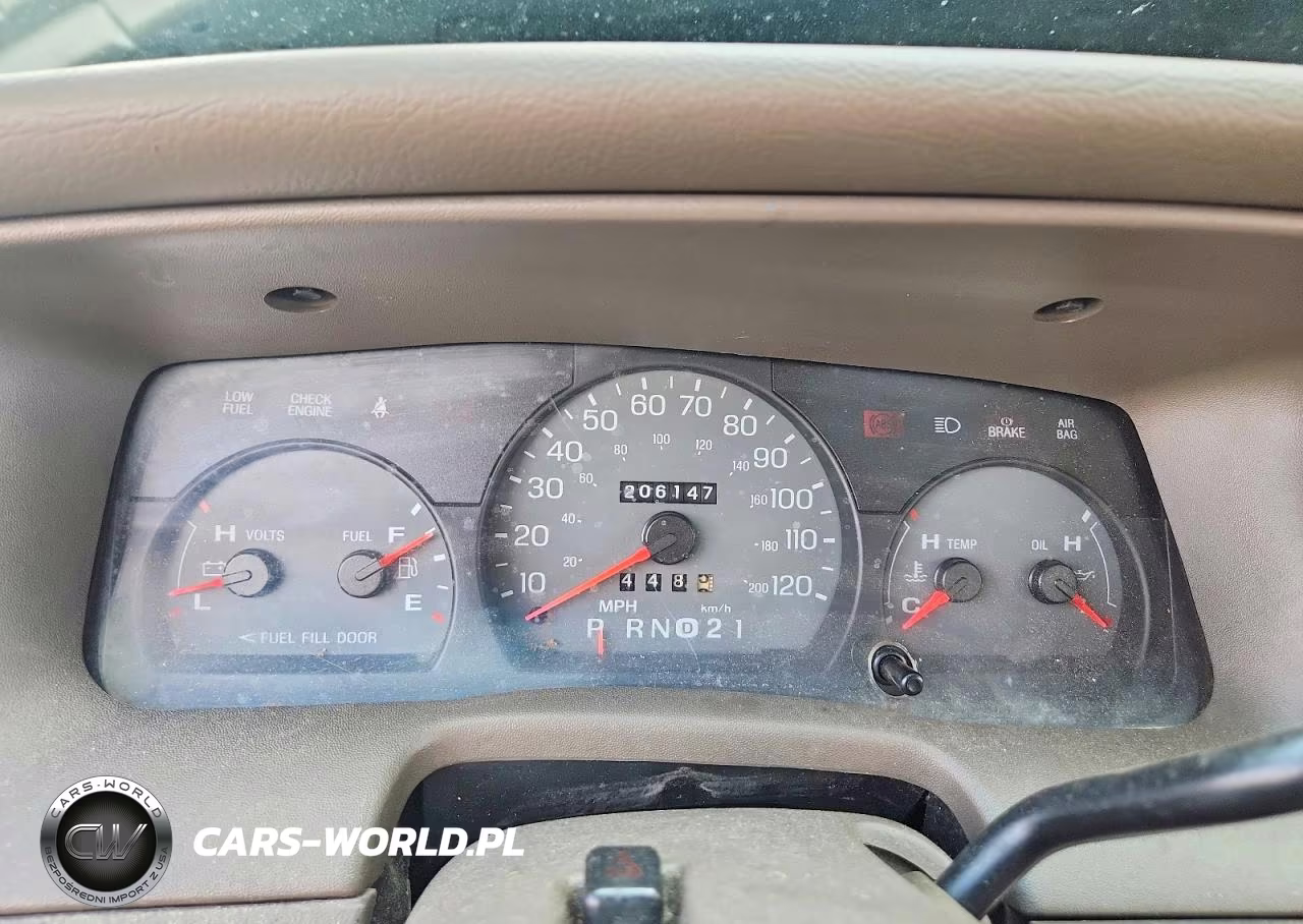 2002 Mercury Grand Marquis Ls VIN:2MEFM75W72X652170 - 9