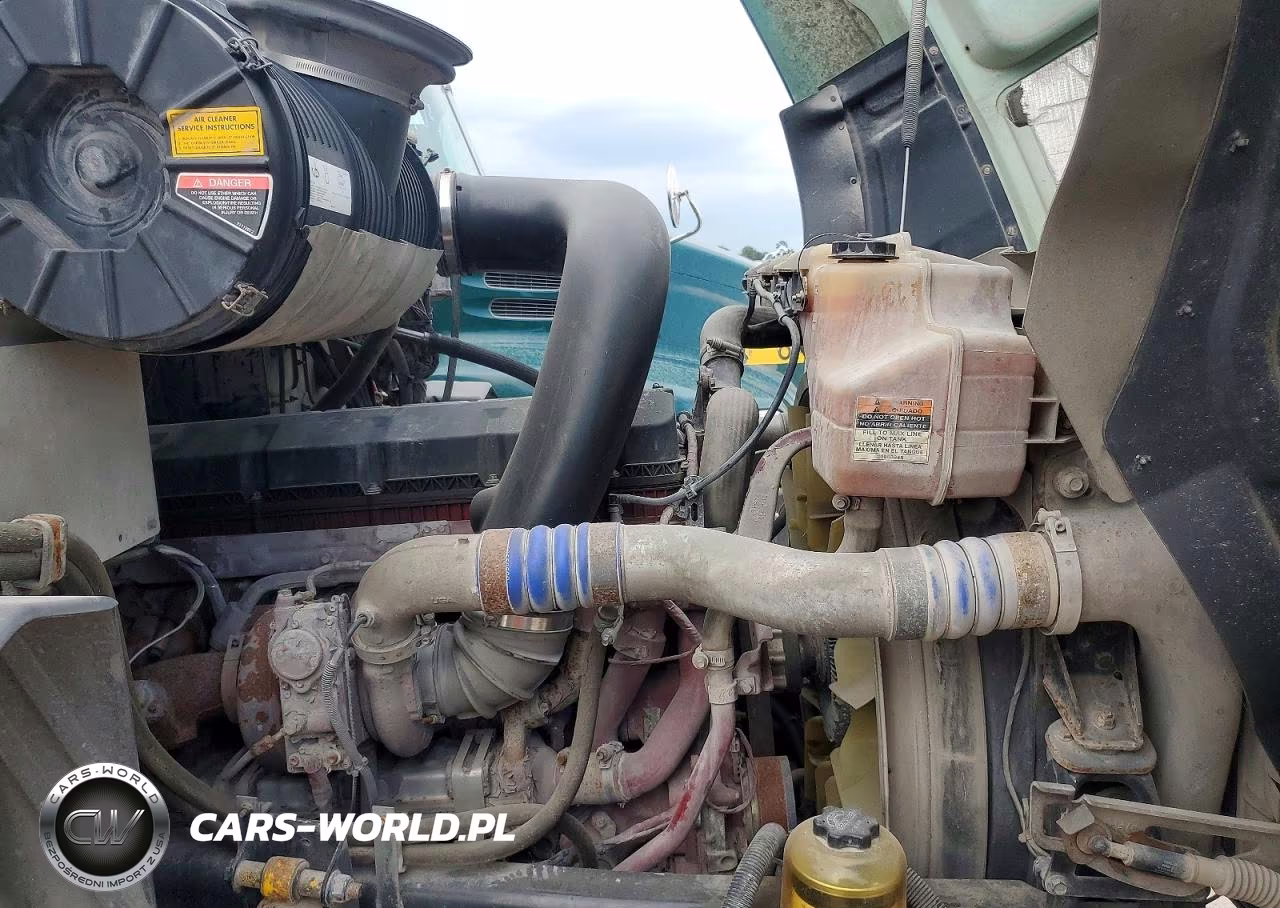2018 Mack Cxu612 Semi Truck VIN:1M1AW01X2JM010585 - 9
