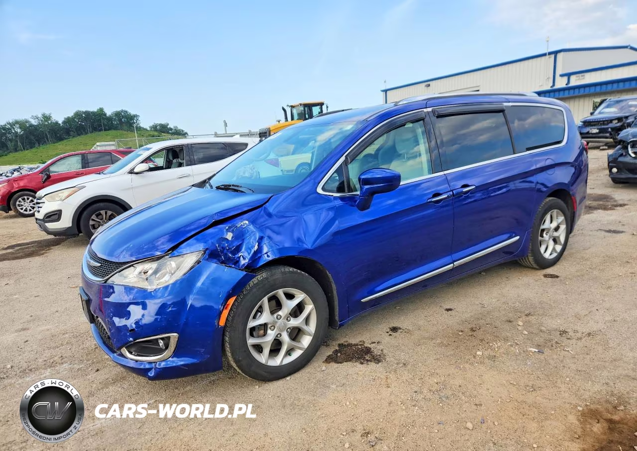 2019 Chrysler Pacifica Touring L Plus – zdjęcie 1 z 13