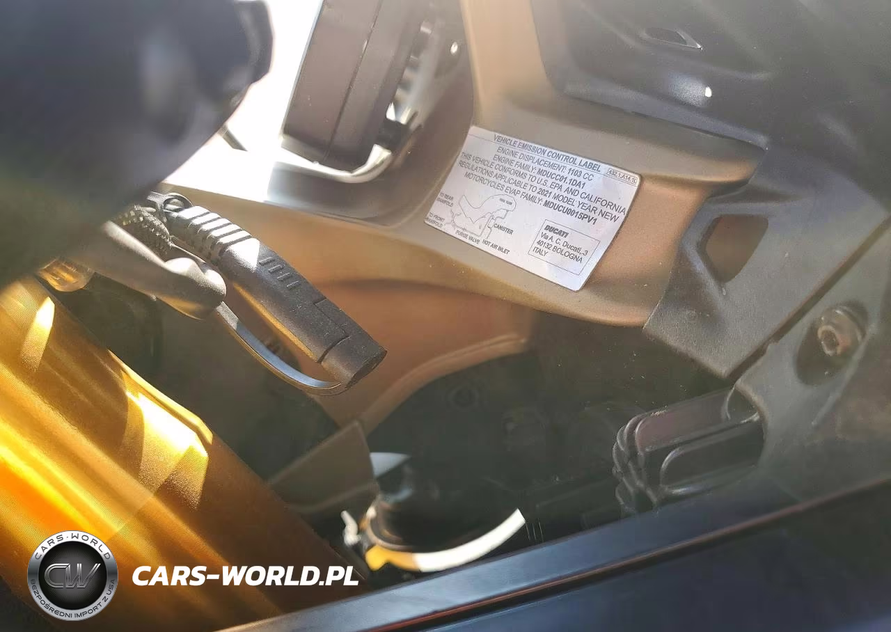 2021 Ducati Panigale V4 VIN:ZDMDAGNW4MB002112 - 9