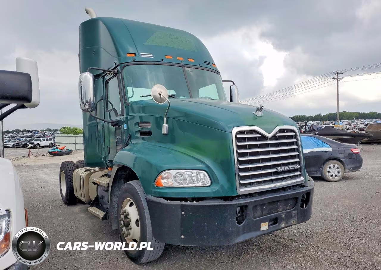 2017 Mack Cxu612 Semi Truck VIN:1M1AW01X7HM009622 - 4