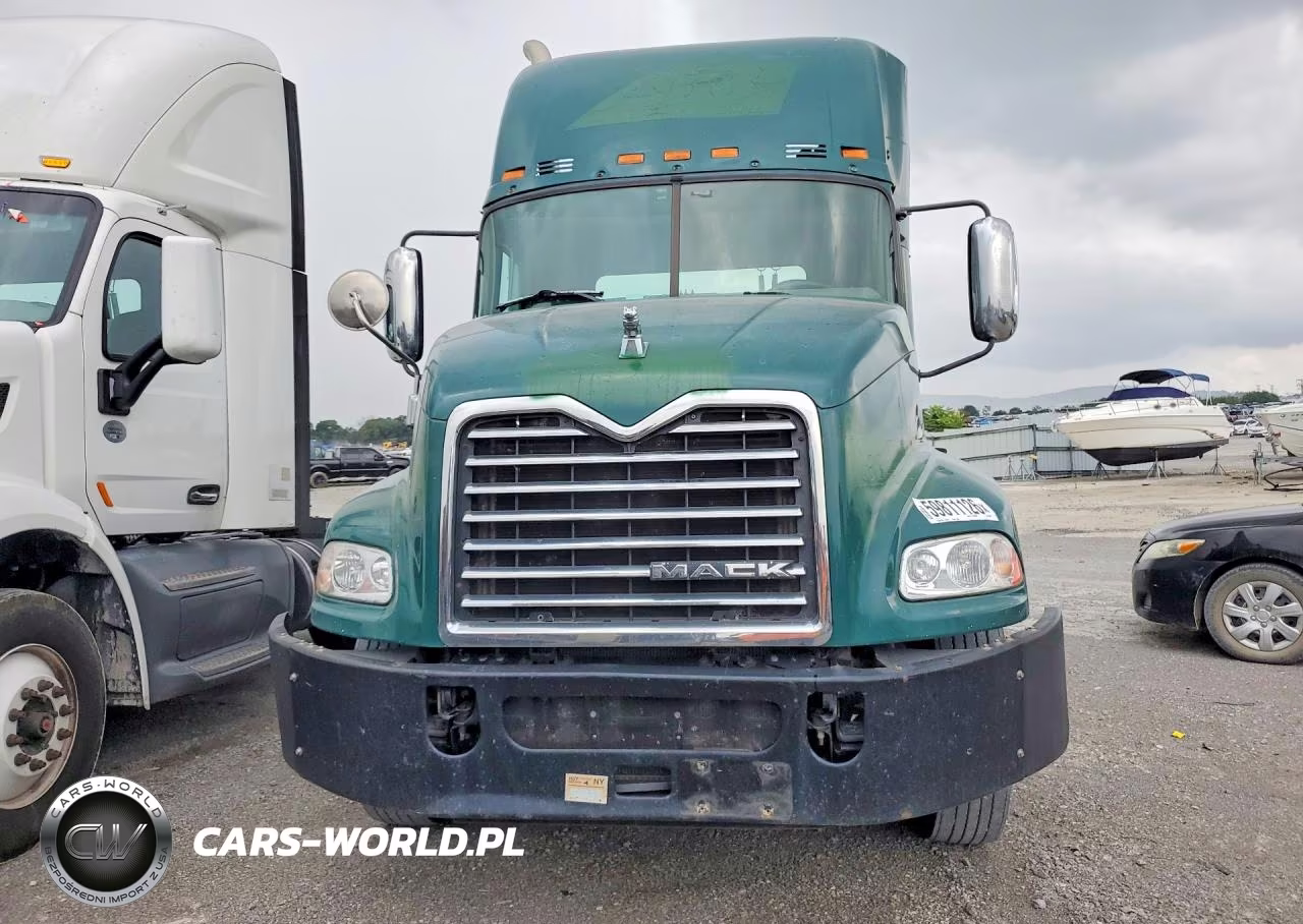 2017 Mack Cxu612 Semi Truck VIN:1M1AW01X7HM009622 - 5