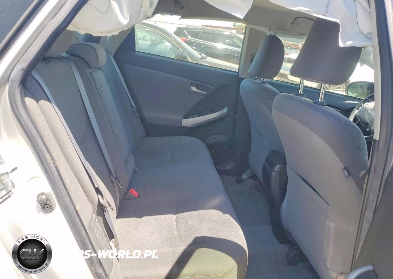 2012 Toyota Prius Three VIN:JTDKN3DU6C1612971 - 10