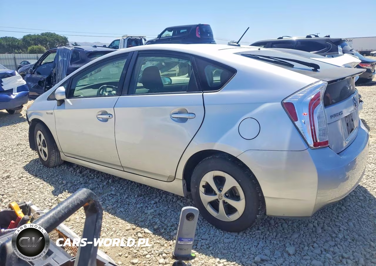 2012 Toyota Prius Three VIN:JTDKN3DU6C1612971 - 2