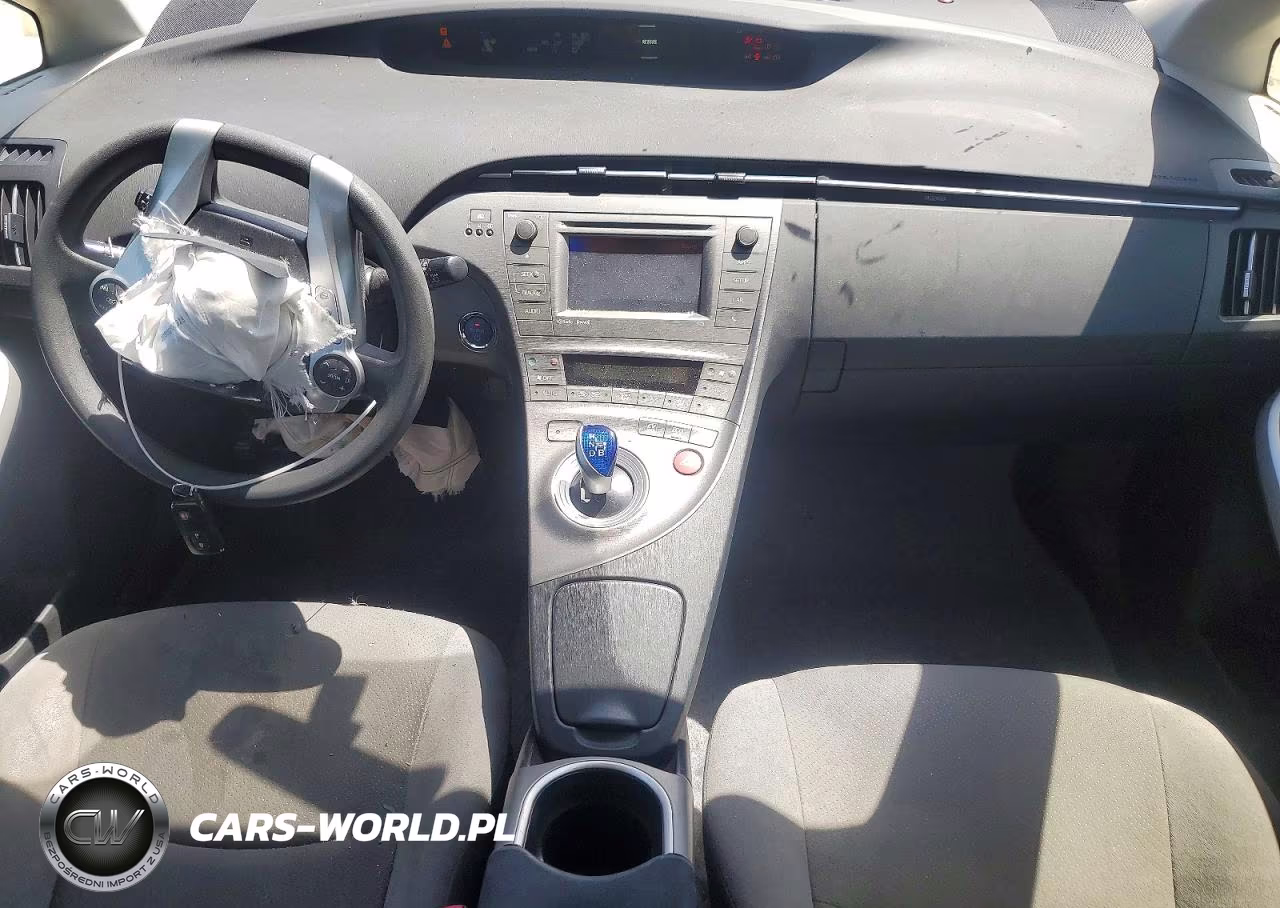 2012 Toyota Prius Three VIN:JTDKN3DU6C1612971 - 8
