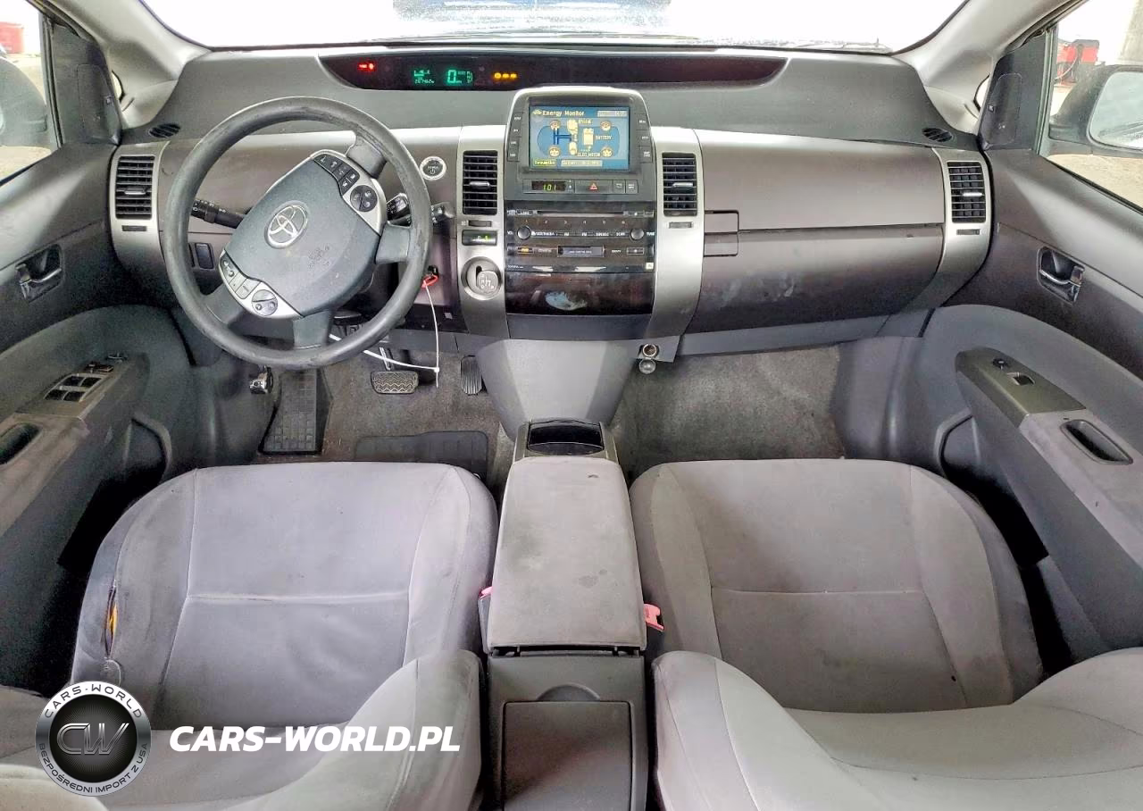 2004 Toyota Prius Base VIN:JTDKB20UX40040867 - 8